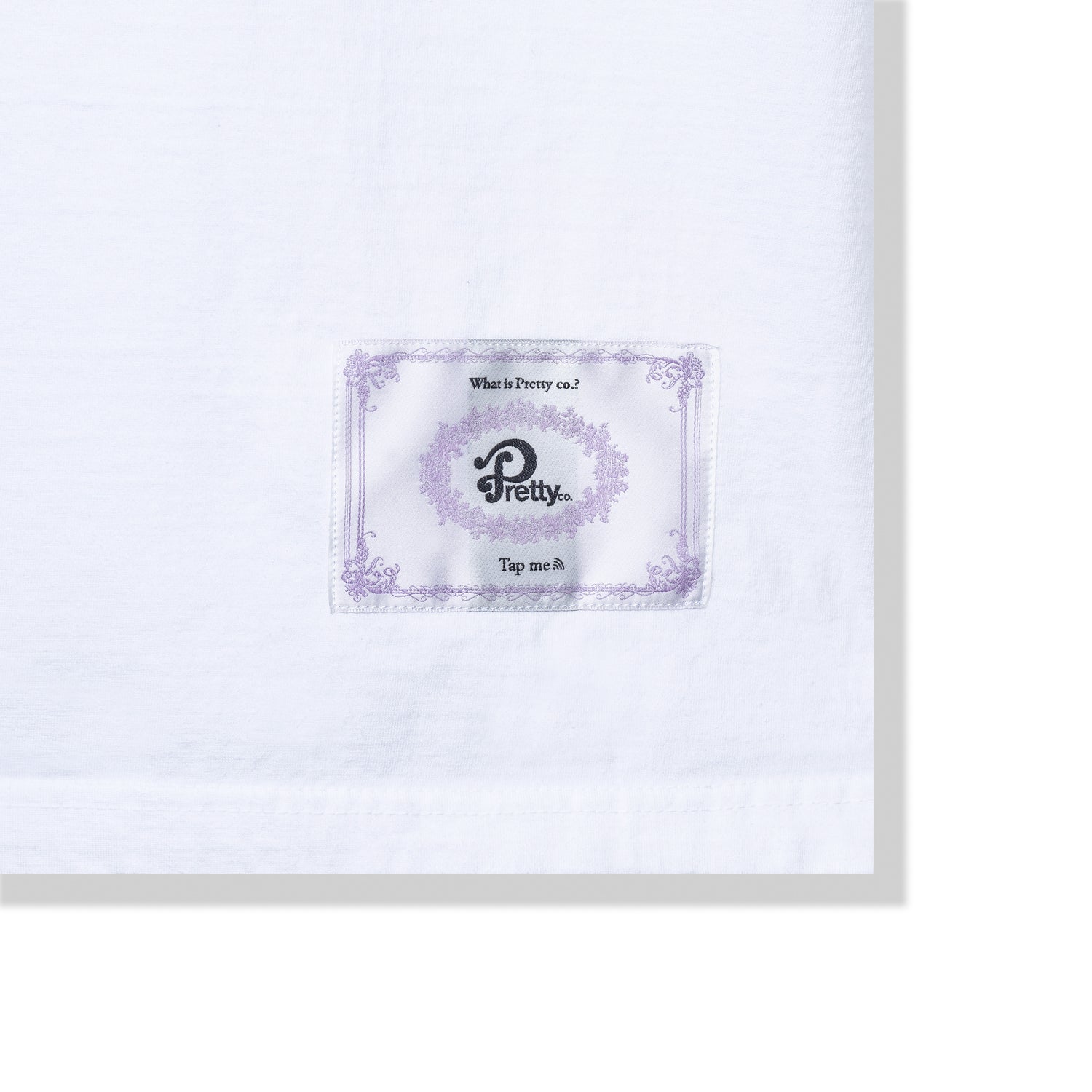 THE PRETTY COMFY T-SHIRT - WHITE